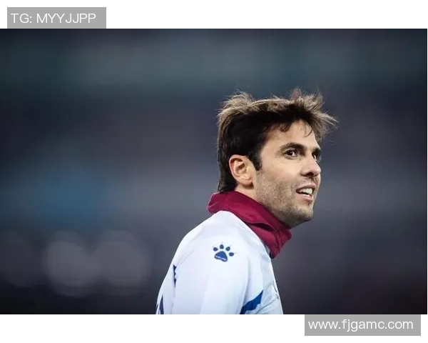 足球20号球星个人形象照展示，领略独特风采与精彩瞬间